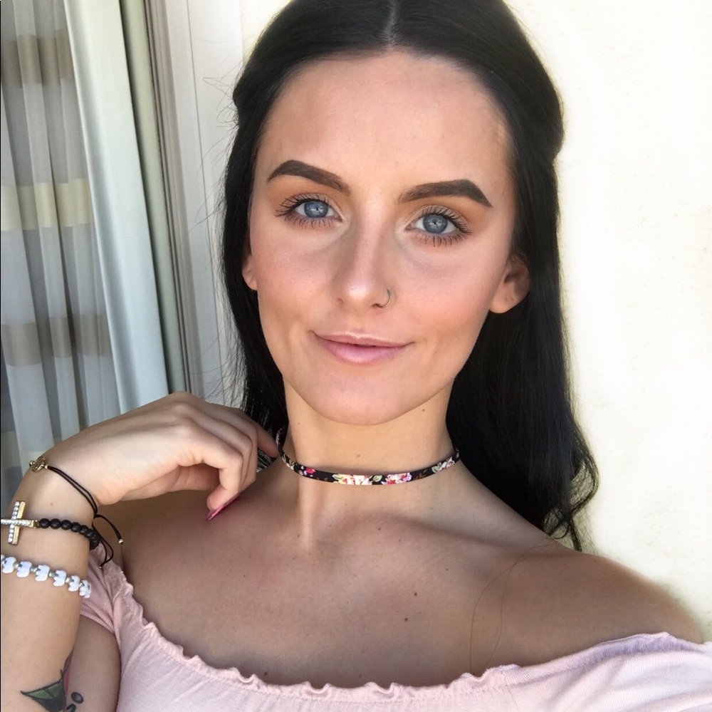 Meet your Posher, Nicole